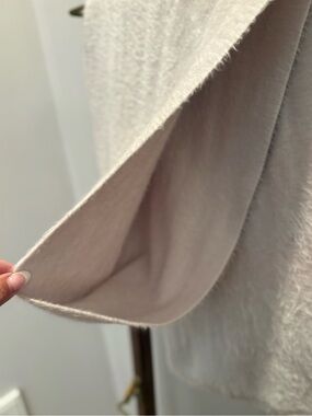 Cejon Lightweight Soft Cream Wrap Scarf